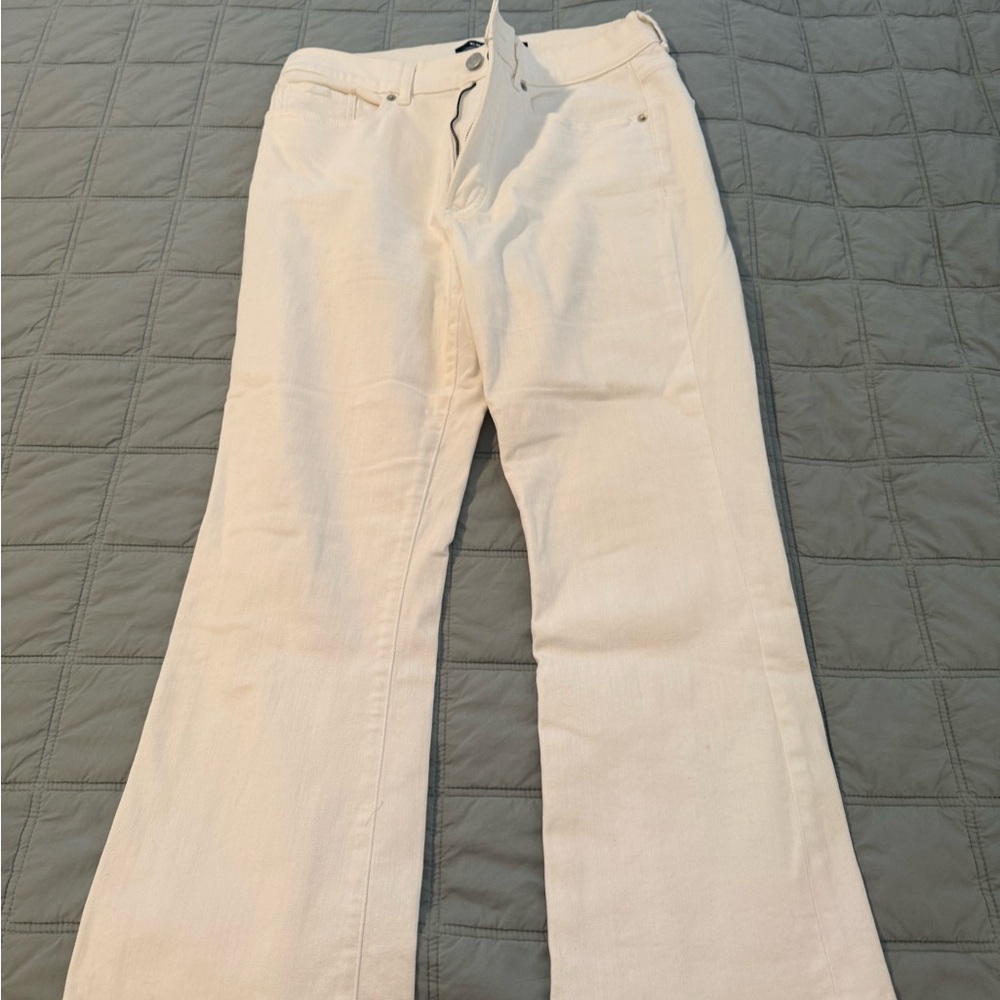 Express Women's White Cropped Flare Jeans